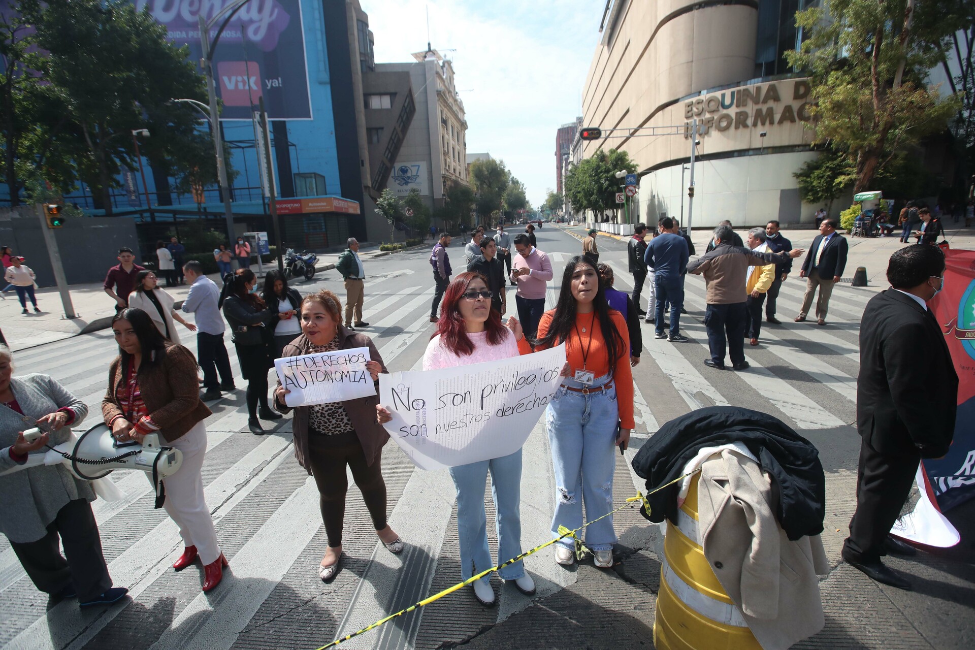 Trabajadores Del Poder Judicial De La Federación Van A Paro Nacional